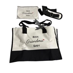 Best Grandma Ever Black and White Tote Bag. New.